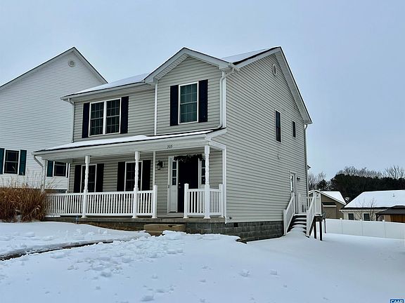 3rd image of 305 Overview St