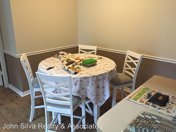 2nd image of 6082 Westgate Dr APT 202