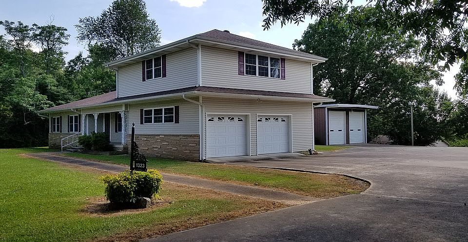 1st image of 1323 Amsterdam St