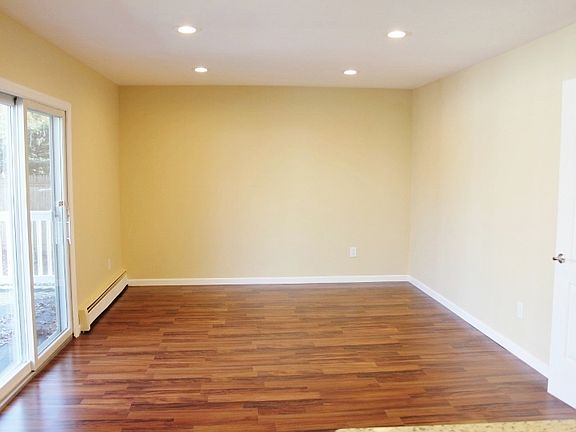 5th image of 29 Shenandoah Blvd