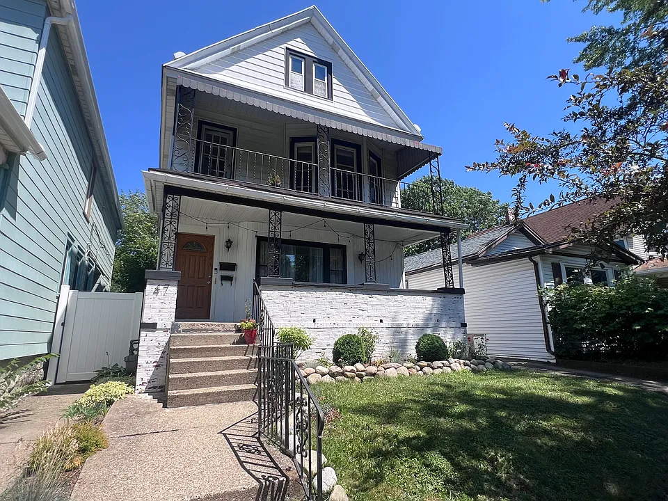 47 Abbottsford Pl #1