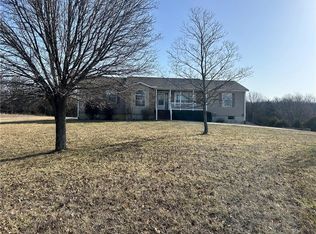 529 SE 30th Rd, Warrensburg, MO 64093