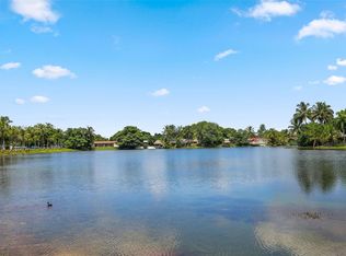 14211 N Kendall Dr #207E, Miami, FL 33183