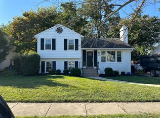 6010 Walton Rd, Bethesda, MD 20817