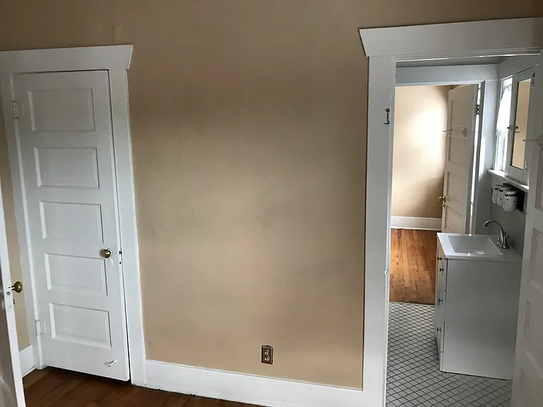 1338 N Euclid Ave — Photo 46