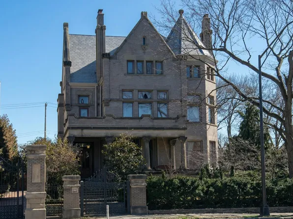 875 E Broad St, Columbus, OH 43205