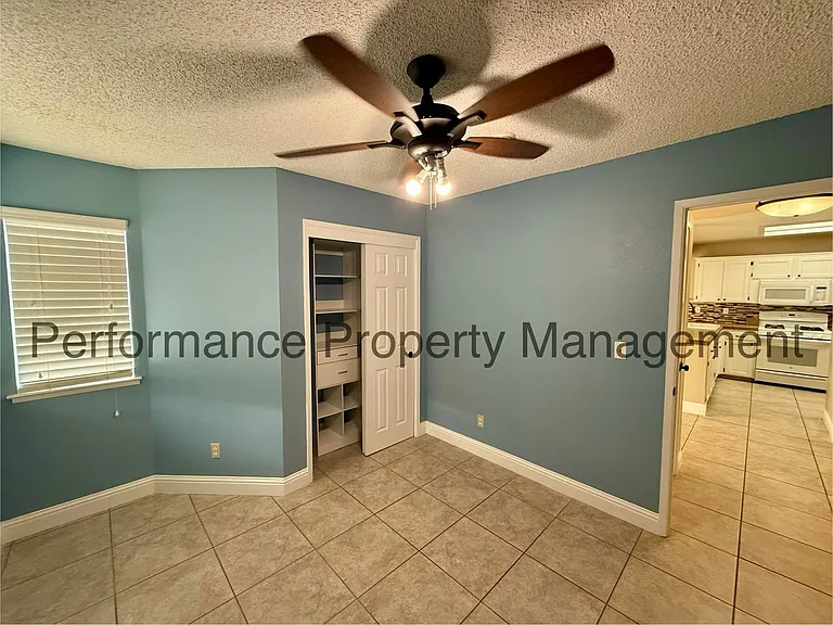 8735 N Cedar Ave #121 — Photo 10