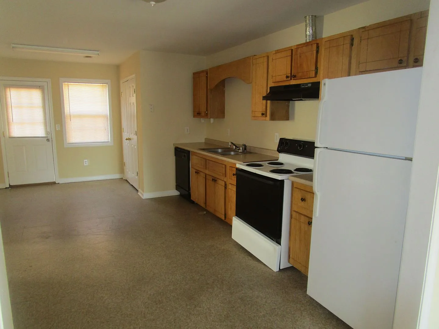 3 Bedrooms, 2 Bathrooms - Home in West Rome! — Photo 4