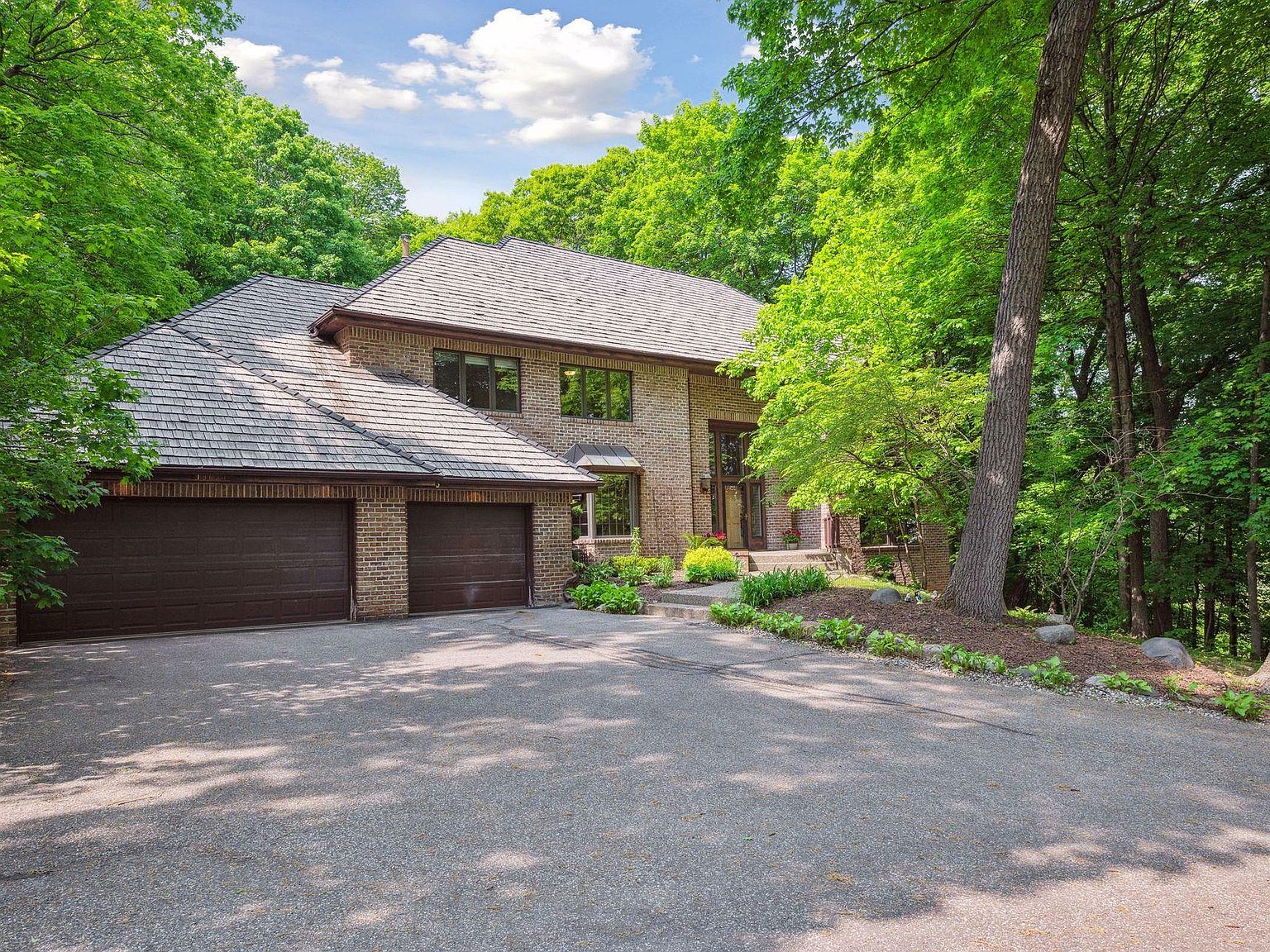 19690 Waterford Pl, Shorewood, MN 55331 MLS 6375284 Zillow