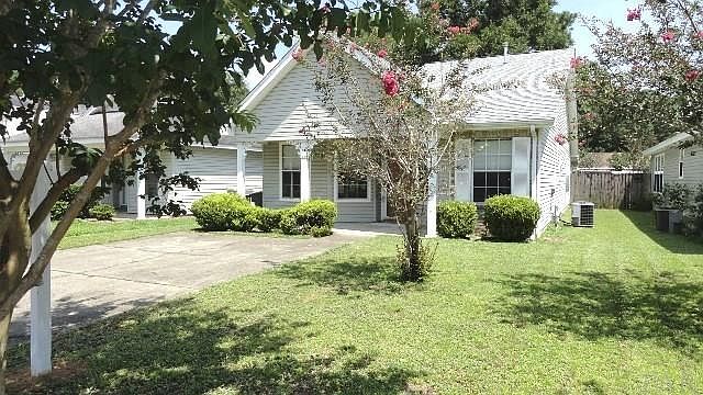 1st image of 166 Wildflower Ln