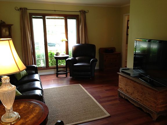 2nd image of 50373 Bellaire Dr