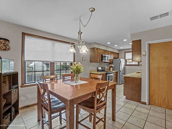 5th image of 4131 W Arnold Pl