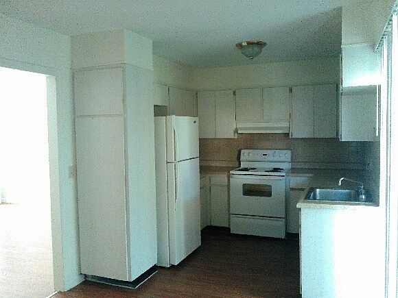 1st image of 2519 Siesta Ct APT 1