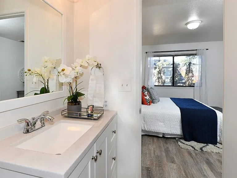 1614 B St #1 — Photo 9