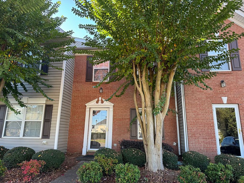 2nd image of 7497 Bluff Point Ln