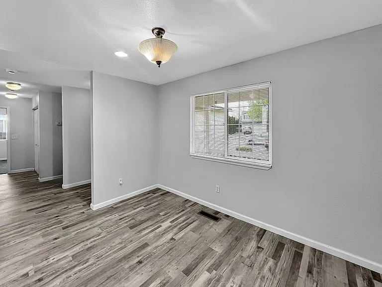 10025 Shooting Star Ct — Photo 12