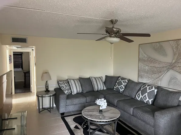 228 Farnham Cres #228-J, Deerfield Beach, FL 33442