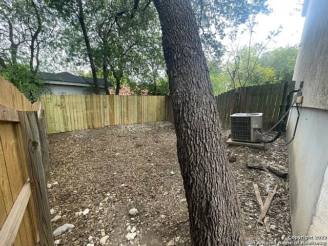 11247 Terra Loop Rd — Photo 16