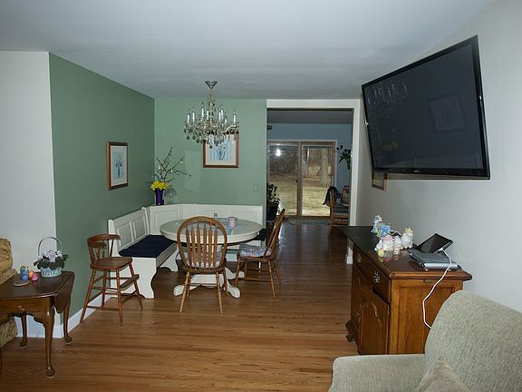 Living/Dining Room