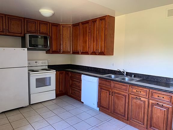 2nd image of 5461 Tradewinds Walkway APT 1