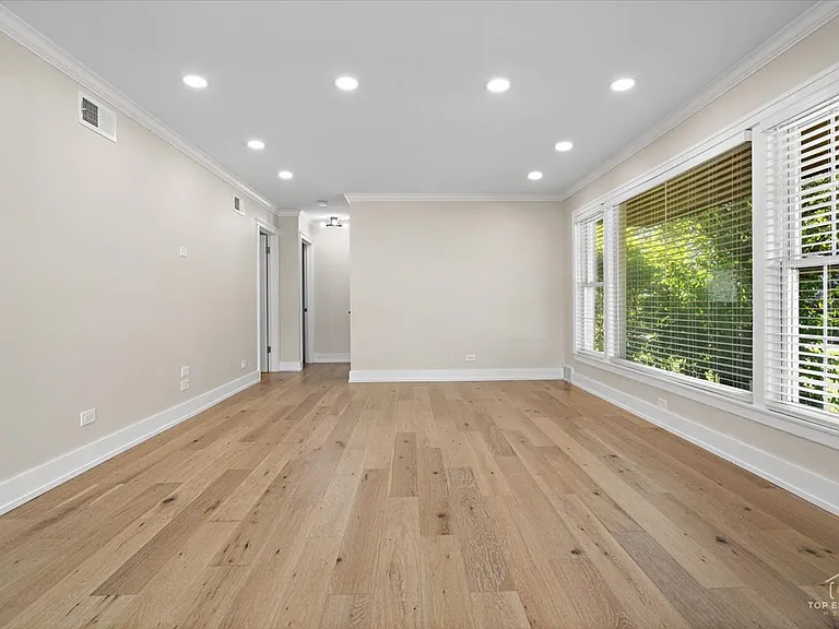 463 Longfellow Ave — Photo 4