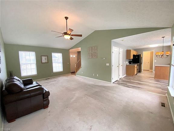4th image of 5177 Stonehurst Dr