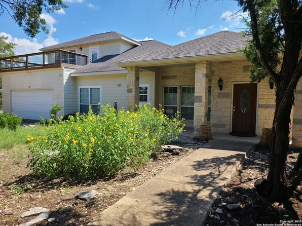 113 Pond Creek Ln, Hunt, TX 78024