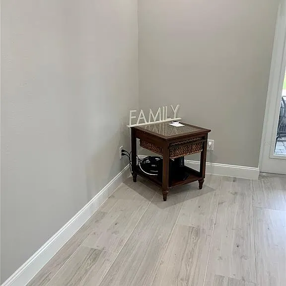 2129 Lorraine Dr — Photo 31