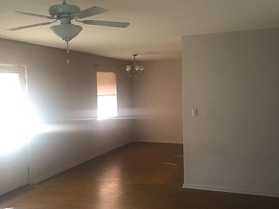 2nd image of 297 Kentucky Blvd