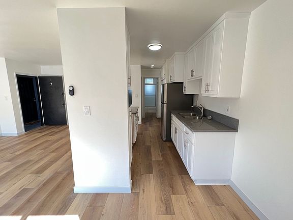 3rd image of 5325 E Ocean Blvd #7