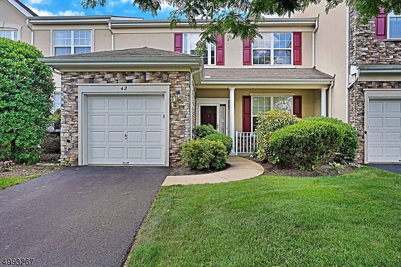 42 Ebersohl Cir 4, Whitehouse Station, NJ 08889 Zillow