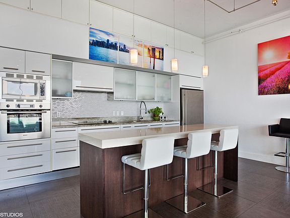 4th image of 7934 West Dr APT 1103