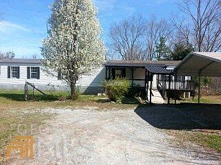 1st image of 18 Eton Ct