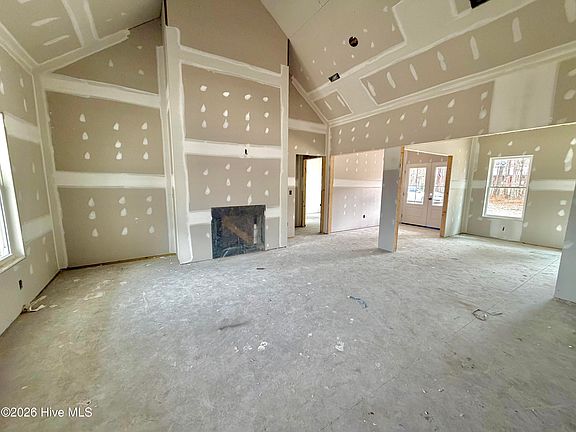 5th image of 3118 Kelly Road