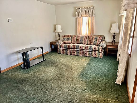4th image of 1707 Huron Ave