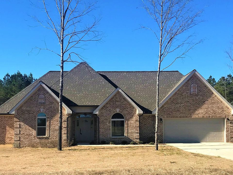 1st image of 330 Carly Ln