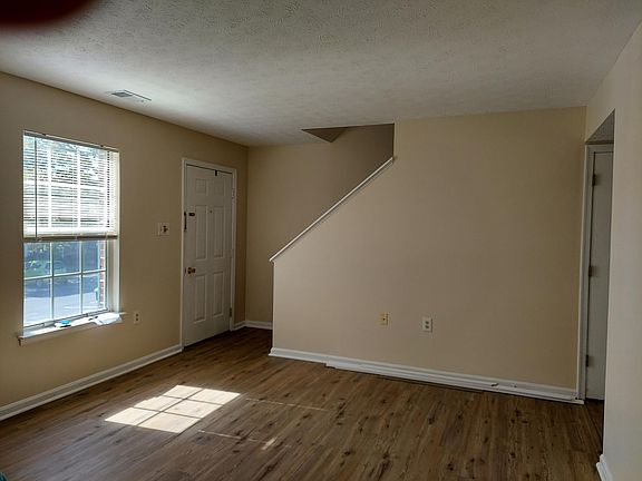 4th image of 116 Parkside Dr