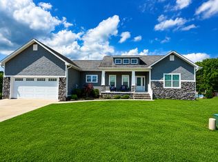 131 Brenray Dr, Harriman, TN 37748