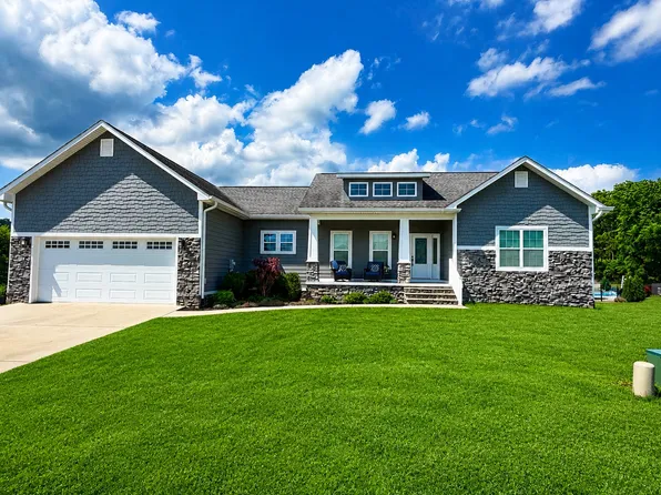 131 Brenray Dr, Harriman, TN 37748