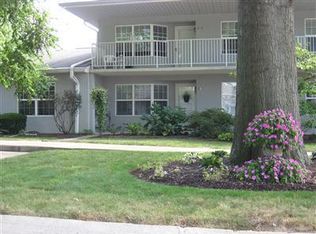 7620 Cheviot Rd #401, Cincinnati, OH 45239