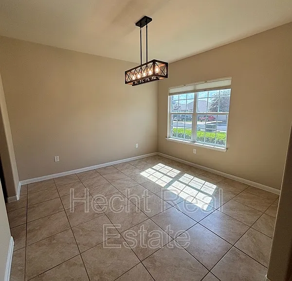 9209 Sawyer Fay Ln — Photo 6
