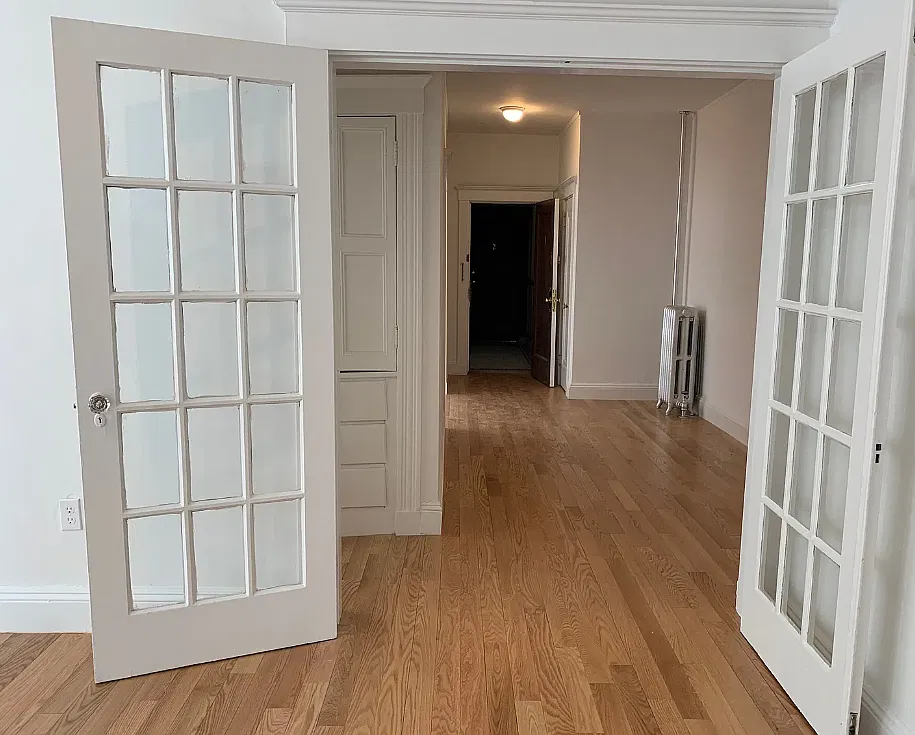 2 bed, $3,600 — Photo 3