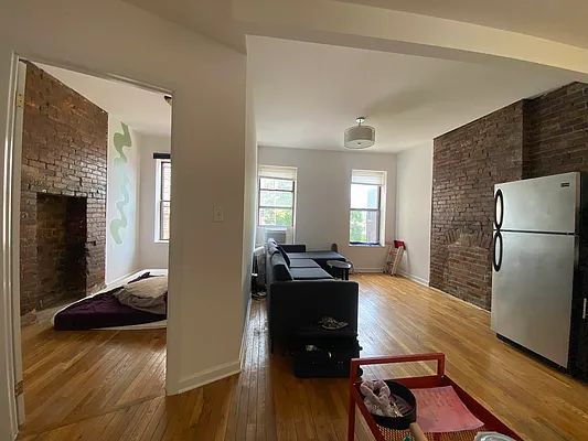 Rented by Brick&Mortar | media 9