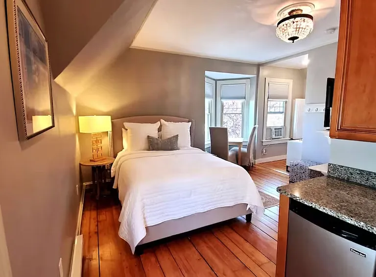 358 Broadway St #3 — Photo 2