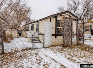 1006 Daniel Boone Dr, Green River, WY 82935