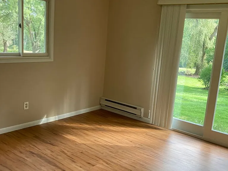 8525 S Spring Valley Park Dr — Photo 13