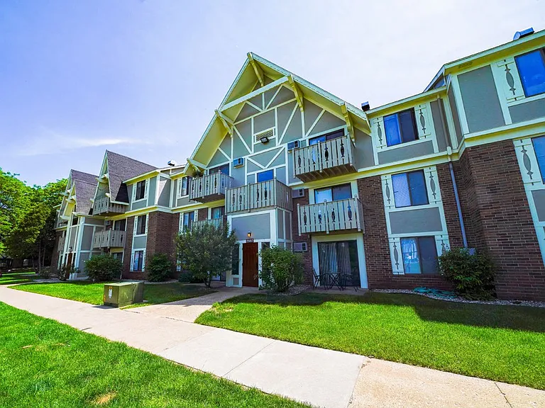 Swiss Valley Apartments — Photo 28