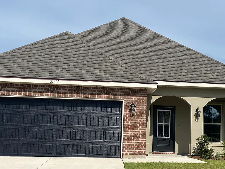 21200 Astoria Ln — Photo 1