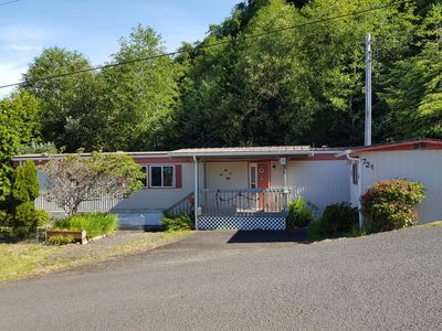 721 S 6th Ave, Rockaway Beach, OR, 97136
