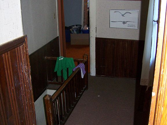 Hallway to the back bedroom